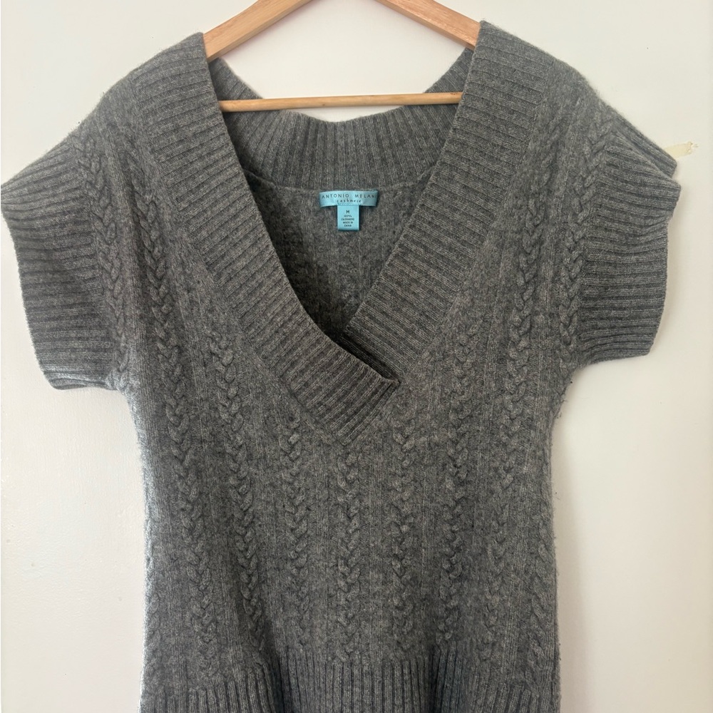 ANTONIO MELANI Charcoal V-Neck Sweater 100% Cashmere